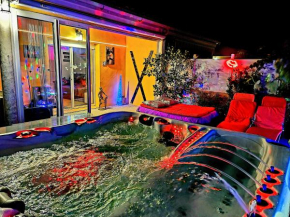 Гостиница La Villa Naturiste SPA Cap d'Agde  Ле Кап Даг
